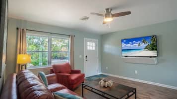 House | 2 bedrooms, Internet