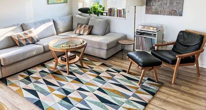 Beautiful private villa for 4 people with WIFI, TV, terrace, pets allowed and panoramic view