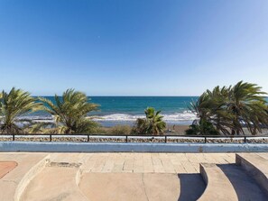 Tæt på stranden