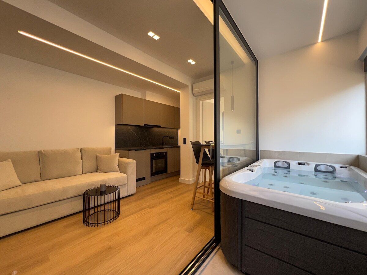 Deluxe Apartment, 1 Bedroom | Interior