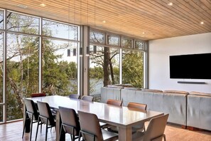 Dining - Lake House Wood Sauna & Hot Tub (Portland)