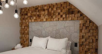 Black Timbers Getaway-Central to Skiing