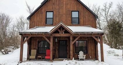 Black Timbers Getaway-Central to Skiing