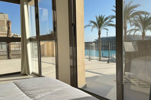 Chalet, Sea View