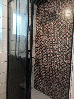Shower, hair dryer, toilet paper - Apartment "Détente sur la Côte d'Opale" for 4/5 people in Equihen Plage (Équihen-Plage)