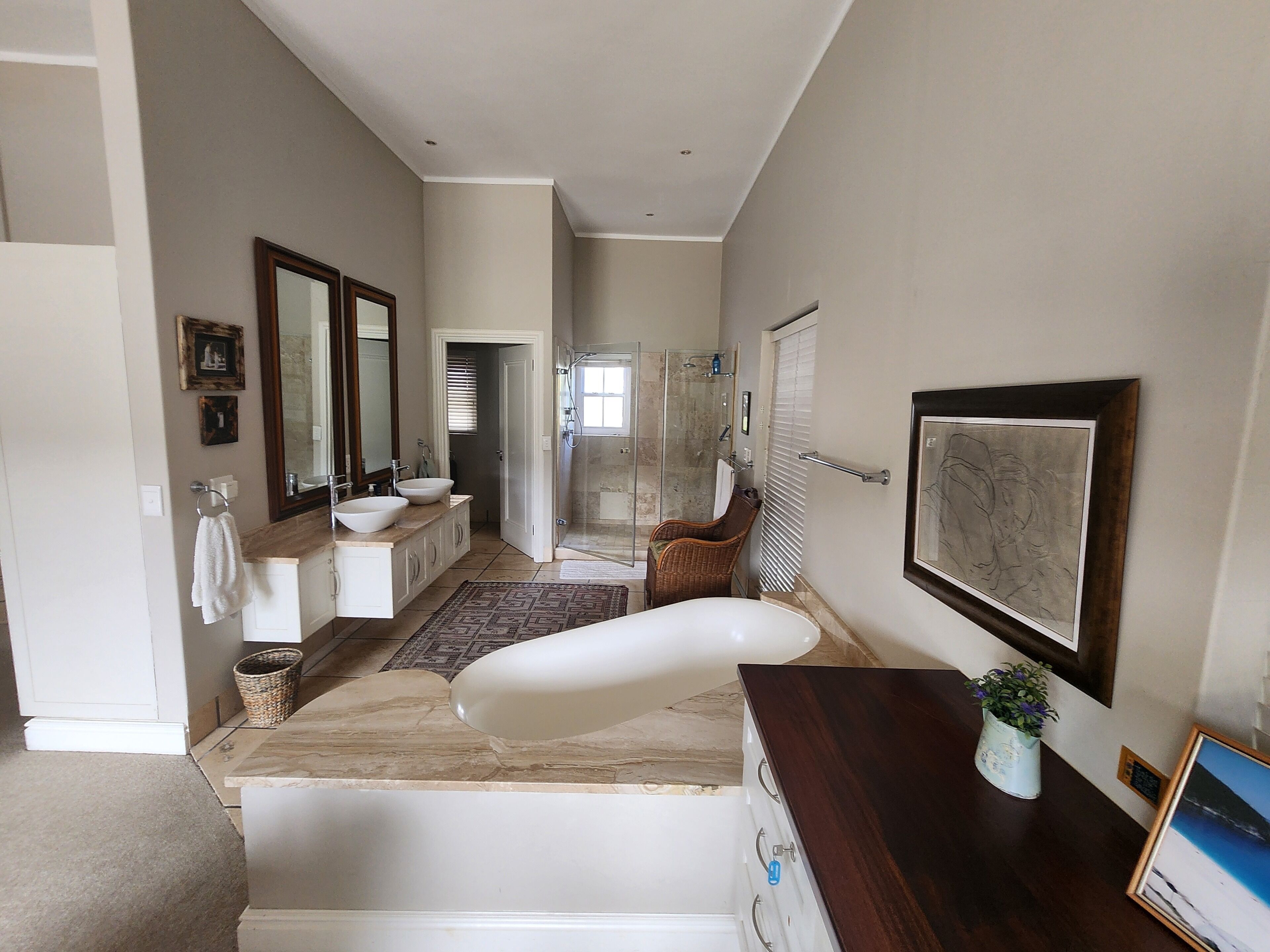 Shower, bidet, towels, soap