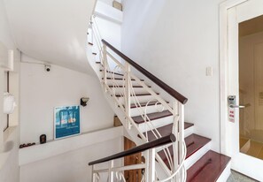 Interior - Cozrum - Idea Apartment (Sai Gon)