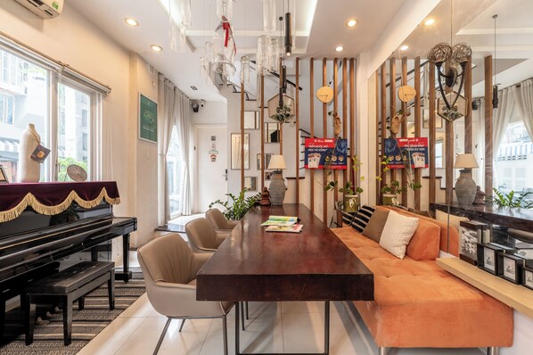 Lobby - Cozrum - Idea Apartment (Sai Gon)