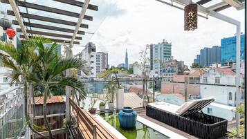Familie-studiolejlighed - byudsigt | Terrasse/gårdhave