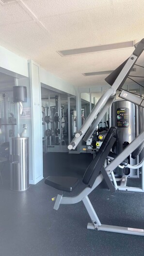 Fitness facility - Marshfront Retreat with Stunning Sunset and Sunrise Views (St Helena Island)