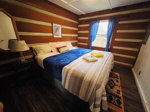 2 dormitorios, tabla de planchar con plancha, wifi y ropa de cama