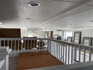 Room - Coastal Chic Back Bay Waterfront Tiny Home Steps Away From Sandbridge Beach (Virginia Beach)