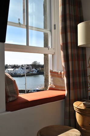 Interior - Harbourside Apartment (Anstruther)