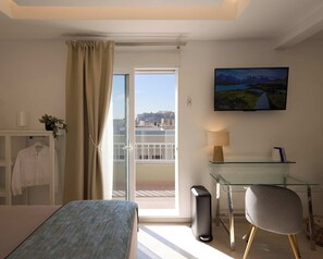 1 bedroom, iron/ironing board, Internet, bed sheets - Acropolis View Studio 8th Floor, Wake Up to the Parthenon. (Athina)