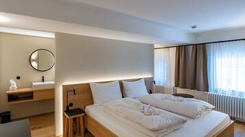1 Schlafzimmer, Reisekinderbett, kostenloses WLAN, Bettwäsche