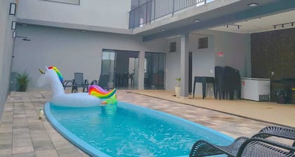 Maktub House and Leisure Area Temporada Delfinopolis. Cozy space.