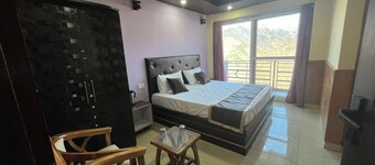 Your home away from home in mountains / 1-bedroom bed & breakfast