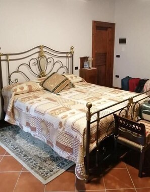 Habitación familiar, vista al jardín