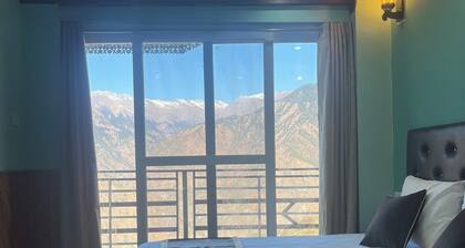 Your home away from home in mountains / 1-bedroom bed & breakfast