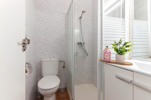 Hair dryer - Modern apartment - private parking - close to beaches (Santander)
