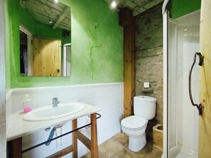 Bathroom - Double Room Azul - Private Bathroom - Cartes (Cartes)