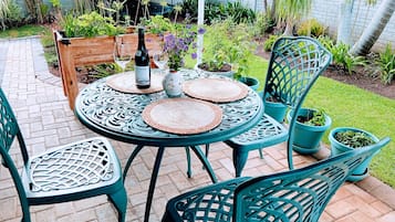 Habitación, 1 habitación, patio | Terraza o patio