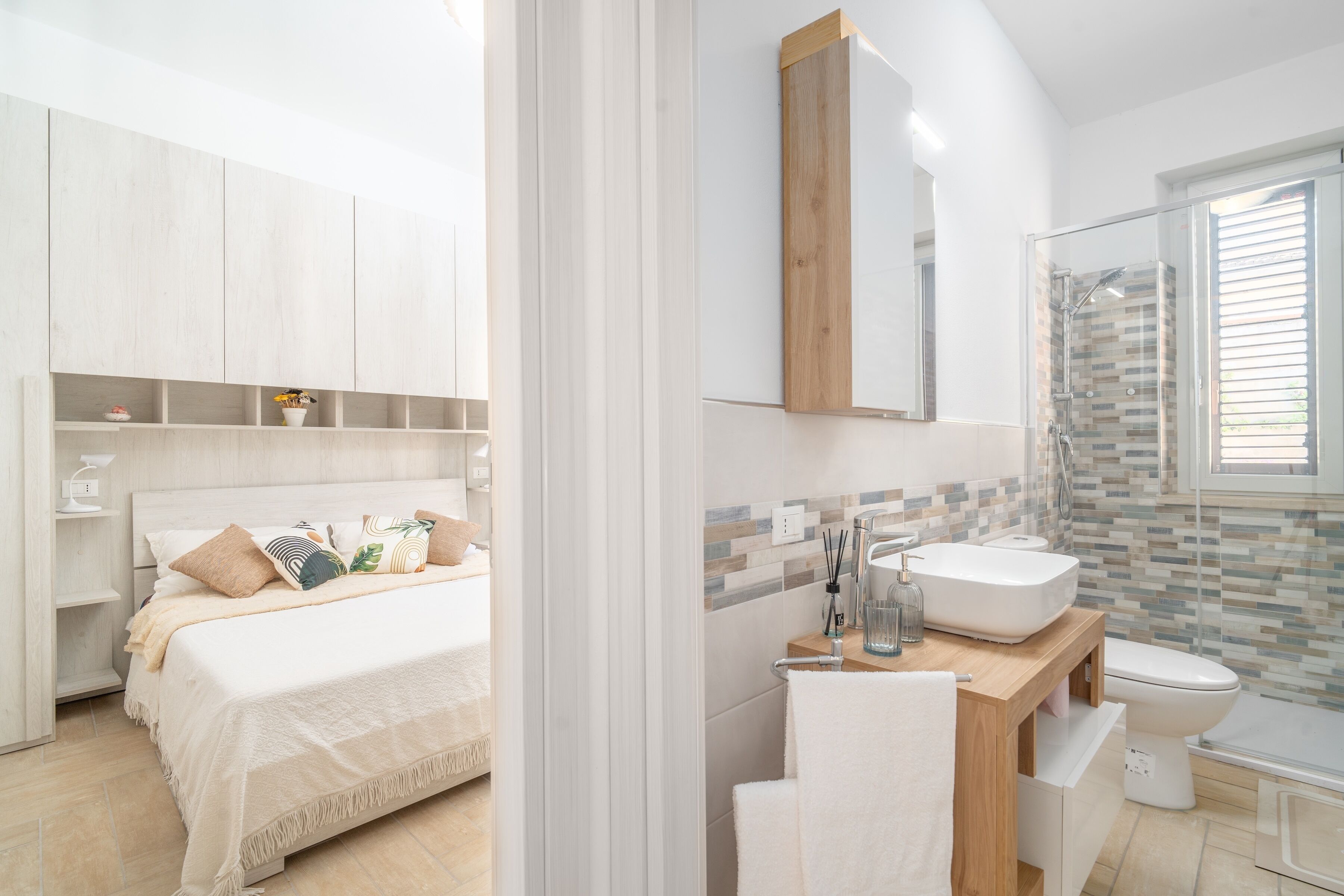 Doccia, asciugacapelli, bidet, asciugamani