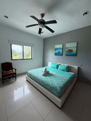 5 bedrooms, iron/ironing board, bed sheets