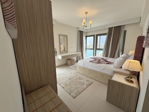 Penthouse, 4 habitaciones, vista al canal | Wifi gratis 