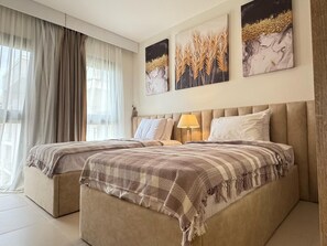 Penthouse, 4 Bedrooms, Canal View - Marina 2 6R-302 in Marassi North Coast (El Alamein)