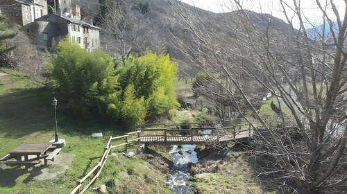 Holiday Home “Maison Du Pâtre” with Mountain View, Private Terrace and Wi-Fi