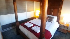 1 kamar tidur, setrika/meja setrika, Wi-Fi gratis, dan seprai linen