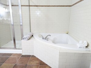 Hair dryer, towels