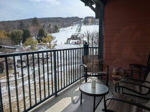 Property grounds - Mt. Slope Great View 1 Bed Condo (Vernon Township)