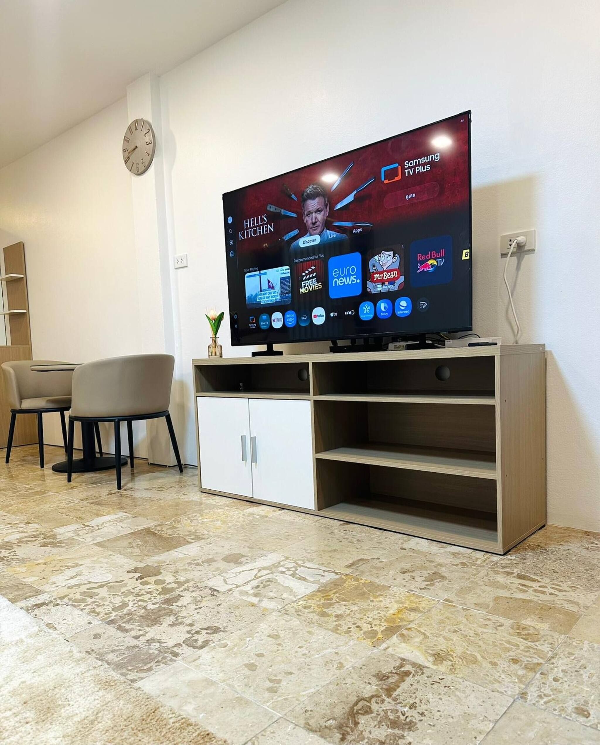 Apartment, 1 Bedroom, Smoking | Room amenity