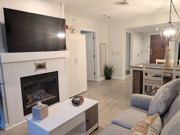 Renovated 1 Bedroom Valley View - New Jersey