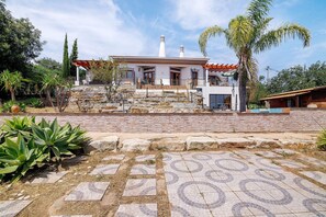 Exterior - Villa 'São Bras Do Alportel' with Sea View, Private Pool and Air Conditioning (São Bras de Alportel)