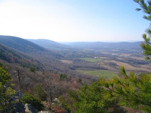 Miscellaneous - Appalachian TOP 4TH FLOOR Studio+ w/amazing views! (Vernon Township)