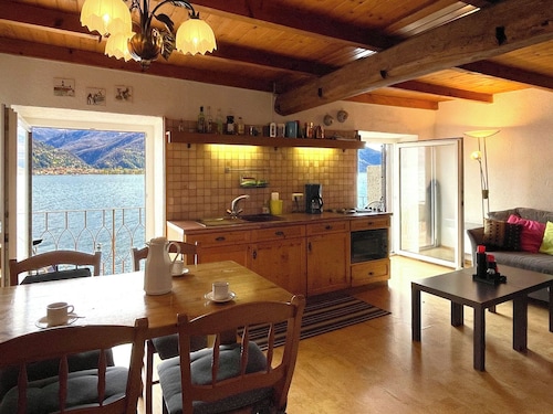 Apartment Carmine sul Lago