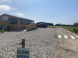 Property grounds - Enjoy glamping in St Loy! Beautiful sea views, peace & calm. Sleeps up to four! (Penzance)