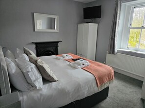 Standard Double or Twin Room | Desk, iron/ironing board, free WiFi