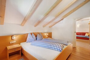 1 bedroom, WiFi, bed sheets