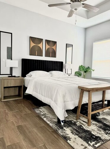 Cozy luxury 1-bedroom apartment in McAllen near major Hospitals with AC