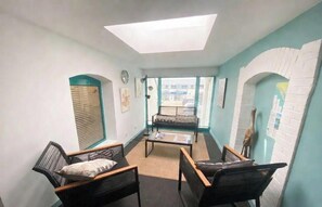 Room - Vrbo Property (L'Aiguillon-la-Presqu'île)