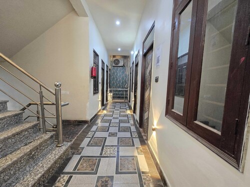 Hotel O Prem Mandi