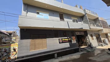 House | Bahagian luar