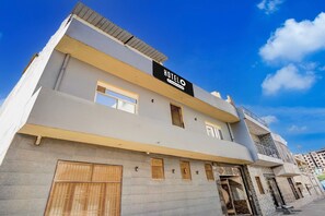 House | Exterior - Hotel O Prem Mandir (Mathura)
