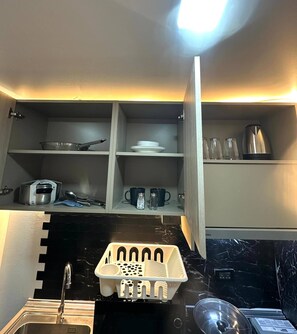 อพาร์ทเมนท์, 1 ห้องนอน, สูบบุหรี่ได้ | ครัวส่วนตัว