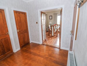 Interior - Harvest Hill (Haverfordwest)
