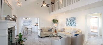 French Quarter Festival Rental 111 Near New Orleans with Waterfront Boat Dock